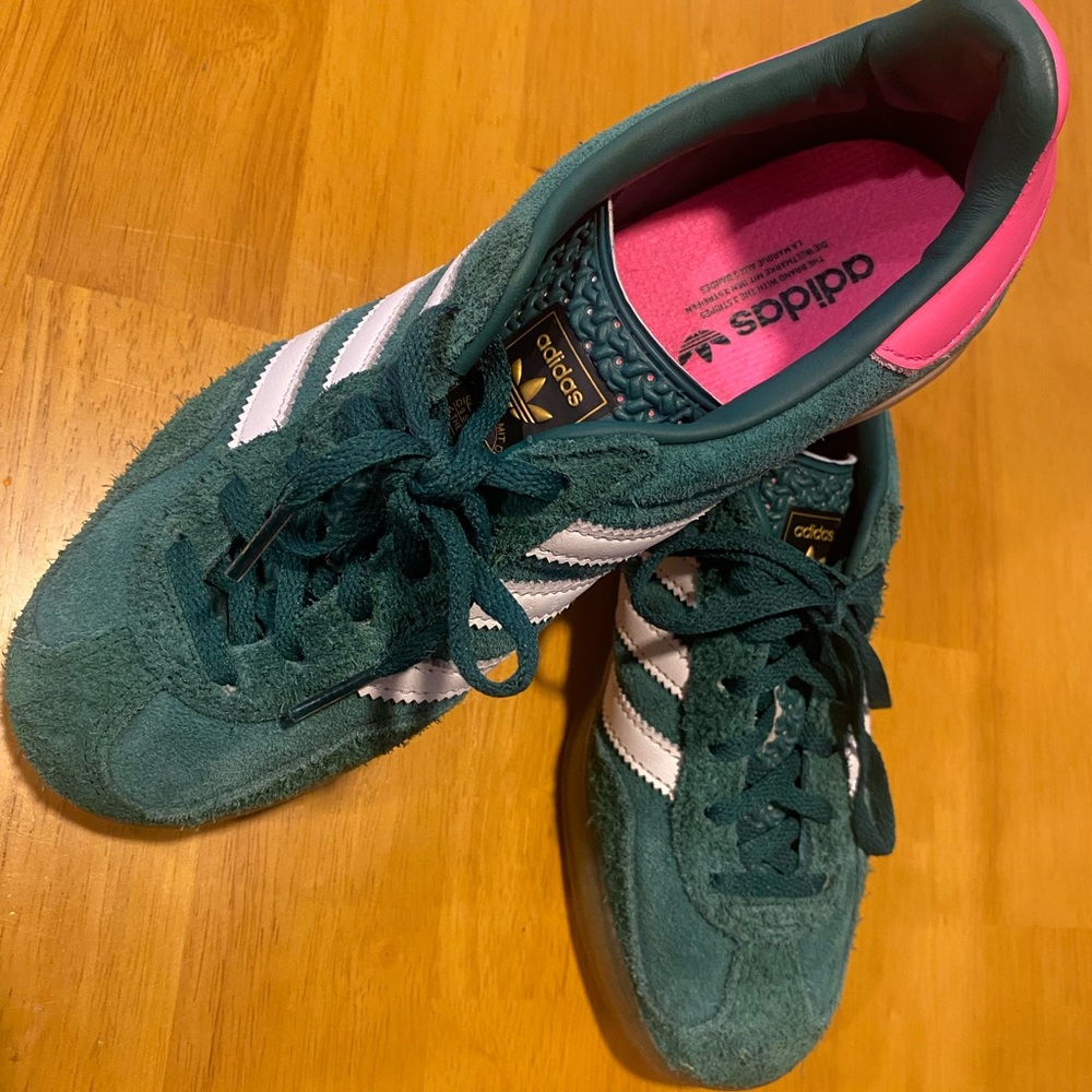 Adidas Women's Green + Pink Gazelle